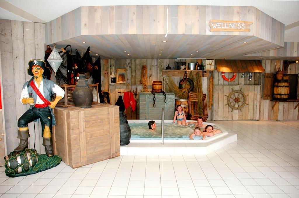 Oostappen Vakantiepark Zilverstrand Mol Bagian luar foto