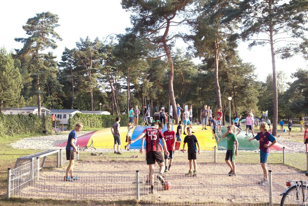 Oostappen Vakantiepark Zilverstrand Mol Bagian luar foto