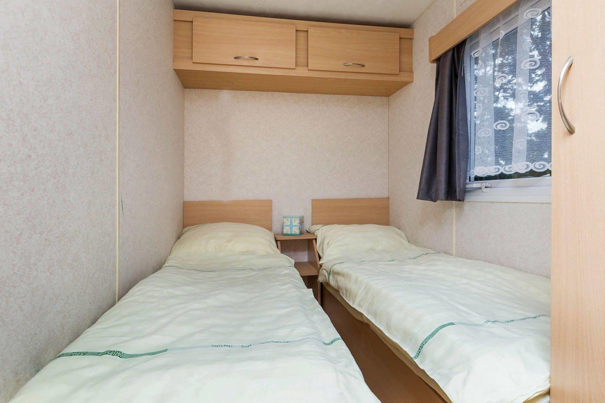 Oostappen Vakantiepark Zilverstrand Mol Bagian luar foto